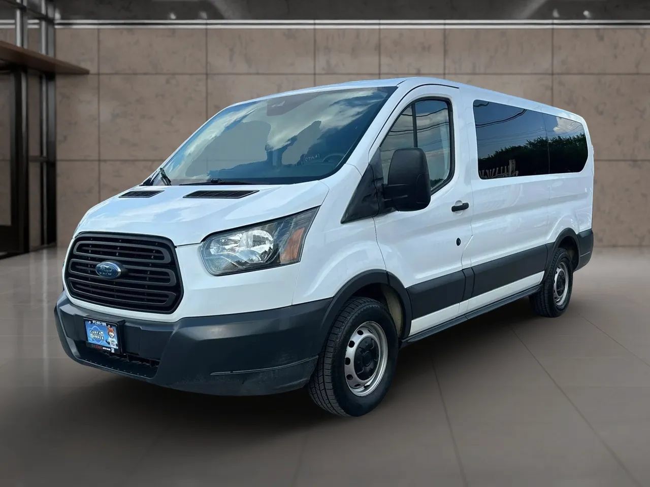 Used 2018 Ford Transit 150 XL RWD image 2