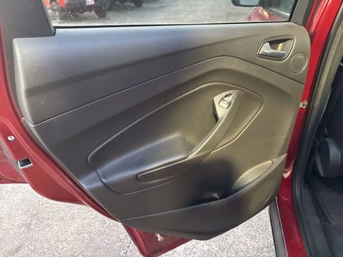 Used 2014 Ford Escape Titanium image 37