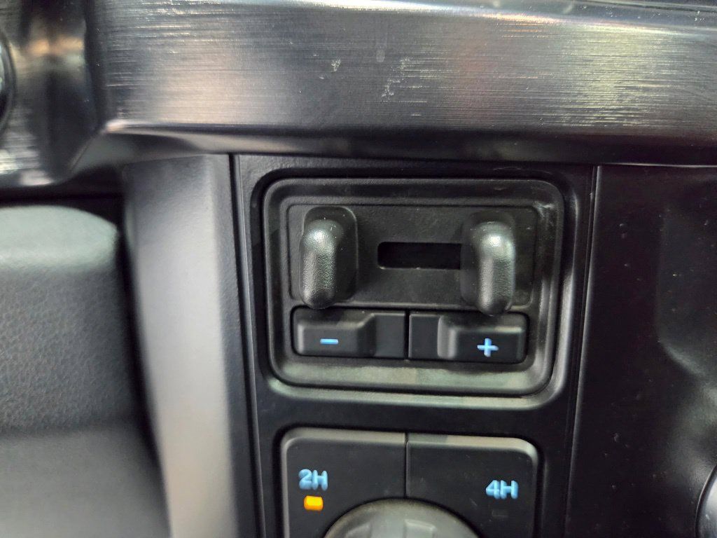 Used 2026 Ford F350 Lariat w/ Black Appearance Package AWD/4WD image 41