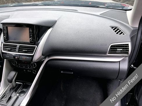 Used 2020 Mitsubishi Eclipse Cross ES FWD image 10