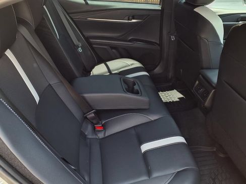 Used 2025 Toyota Camry SE w/ Multimedia Upgrade Package FWD image 21