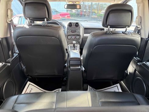 Used 2017 Jeep Compass High Altitude AWD/4WD image 7