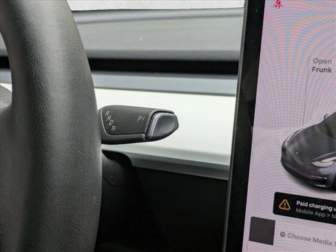 Used 2020 Tesla Model 3 Long Range image 13