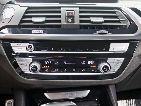 Used 2021 BMW X3 xDrive30e AWD/4WD image 28
