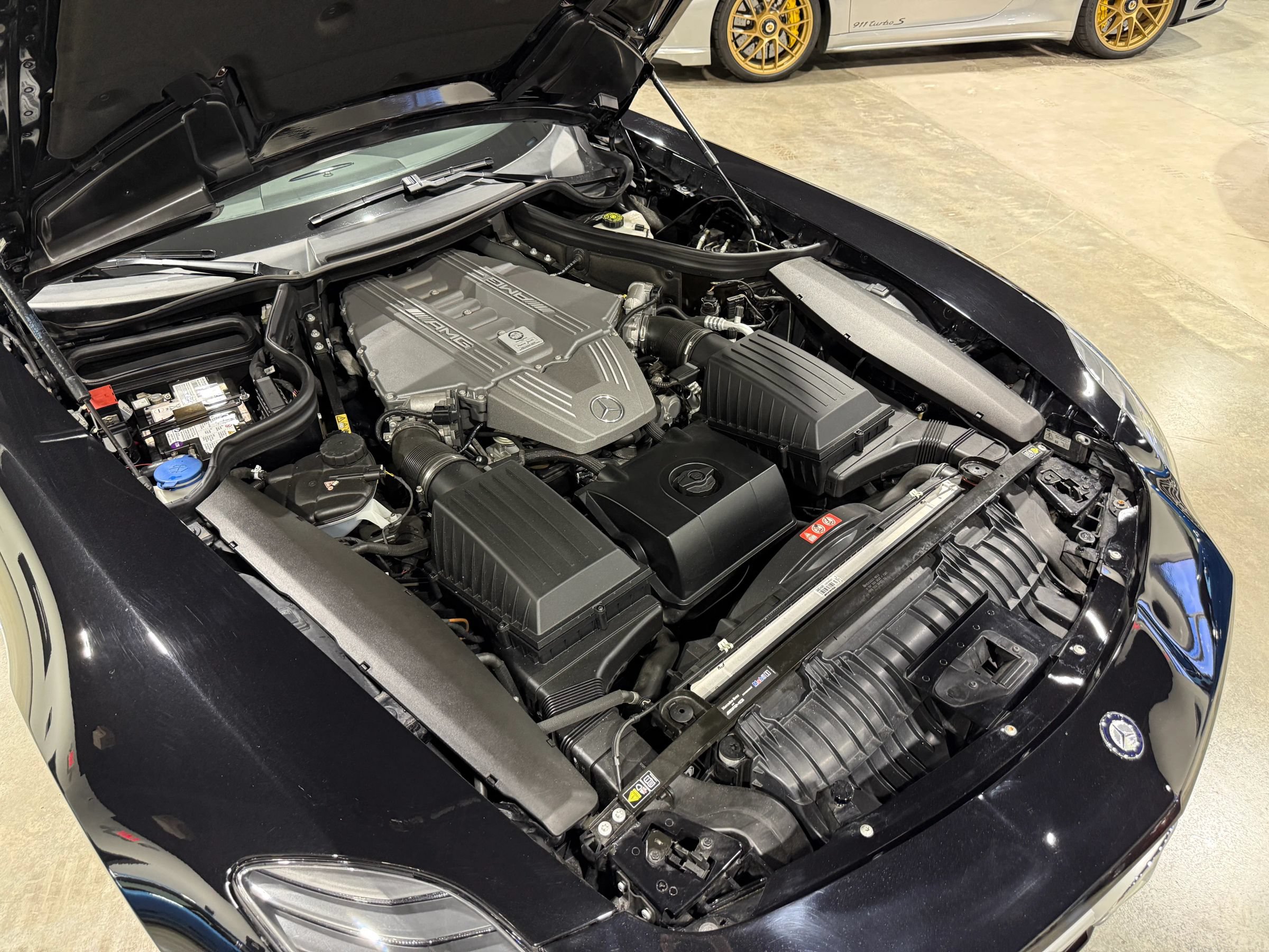 Used 2011 Mercedes-Benz SLS AMG Coupe image 70