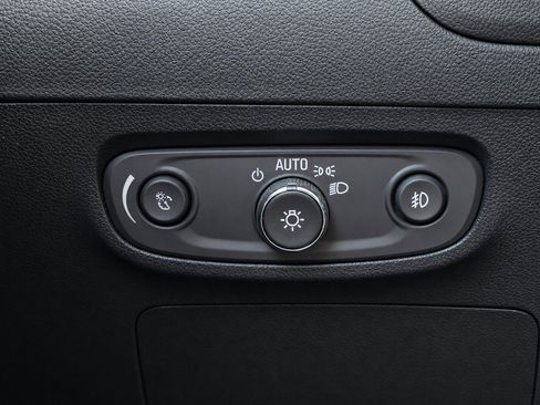 Used 2023 Buick Encore GX Select FWD image 29