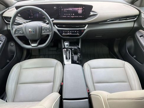 Used 2025 Buick Envista Avenir image 14