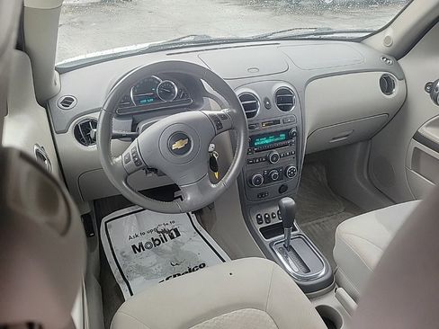 Used 2006 Chevrolet HHR LT w/ Preferred Equipment Group image 6