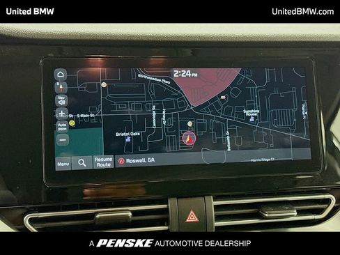 Used 2022 Kia Niro EX image 9