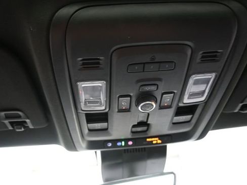 Used 2023 Chevrolet Tahoe Premier w/ Advanced Technology Package AWD/4WD image 6