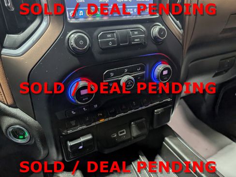 Used 2022 Chevrolet Silverado 3500 High Country image 28