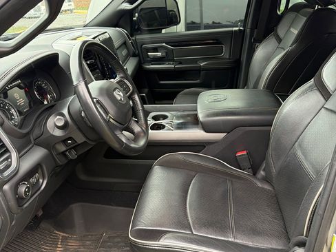 Used 2020 RAM 2500 Laramie w/ Night Edition image 6