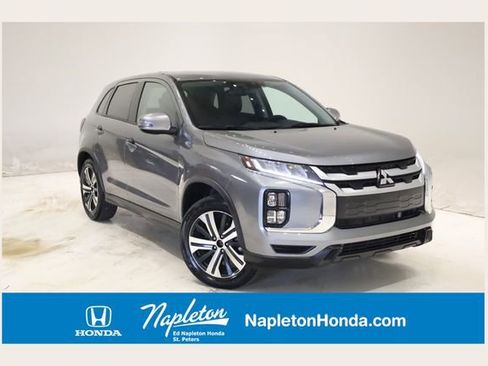 Used 2025 Mitsubishi Outlander Sport SE image 1