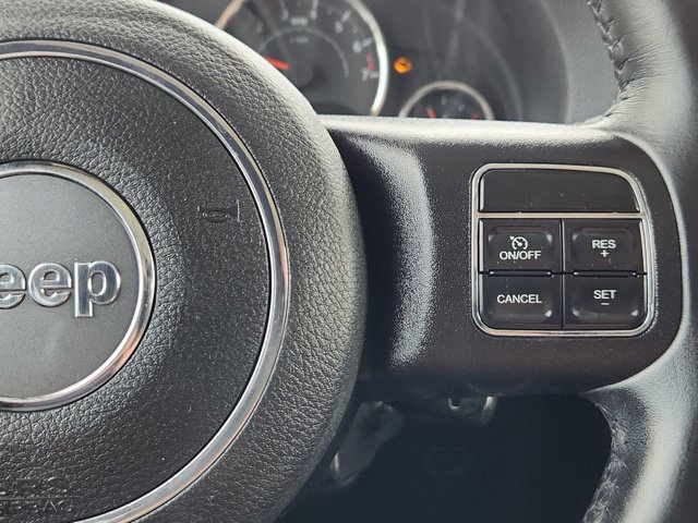 Used 2018 Jeep Wrangler Unlimited Sahara AWD/4WD image 26