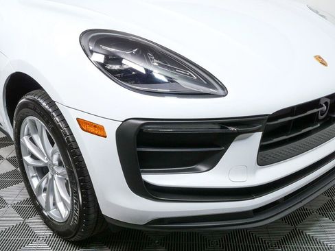 Certified 2026 Porsche Macan Turbo AWD/4WD image 37