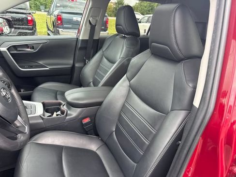 Used 2019 Toyota RAV4 Limited w/ All Weather Liner Package AWD/4WD image 13