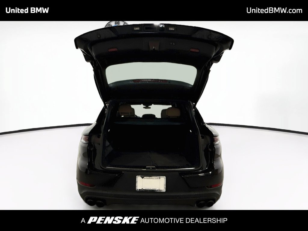 Used 2024 Porsche Cayenne S AWD/4WD image 21