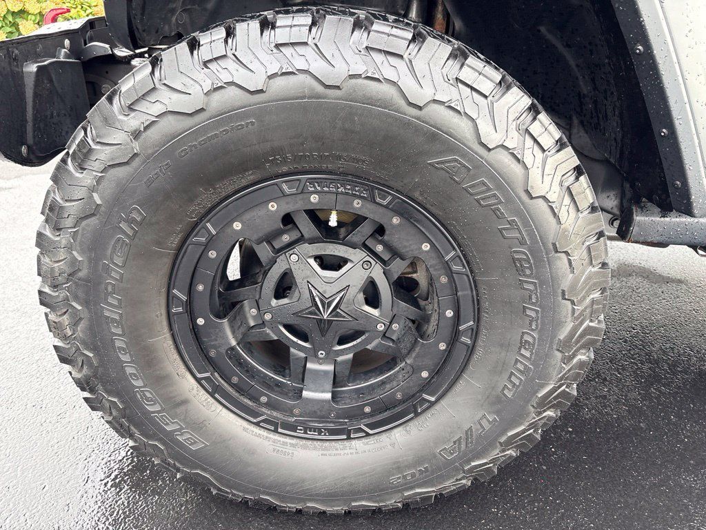 Used 2018 Jeep Wrangler Unlimited Rubicon AWD/4WD image 11