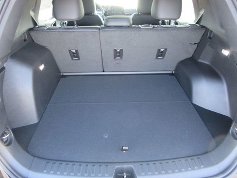 New 2026 Chevrolet Equinox LT w/ Convenience Package II image 12