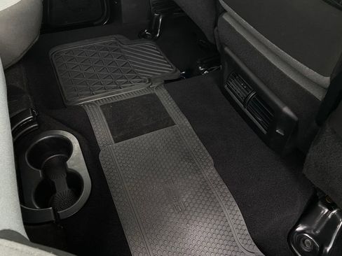 Used 2023 RAM 1500 Classic SLT image 29