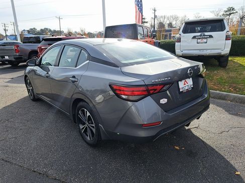 Used 2022 Nissan Sentra SV image 10