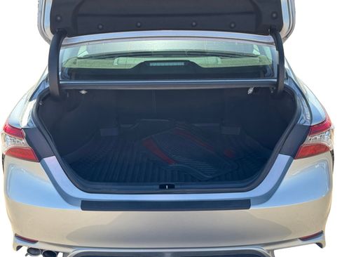 Used 2022 Toyota Camry XSE w/ Navigation Upgrade Package FWD image 19