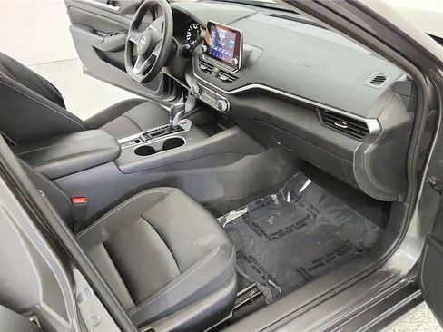 Used 2022 Nissan Altima 2.5 SV AWD/4WD image 35