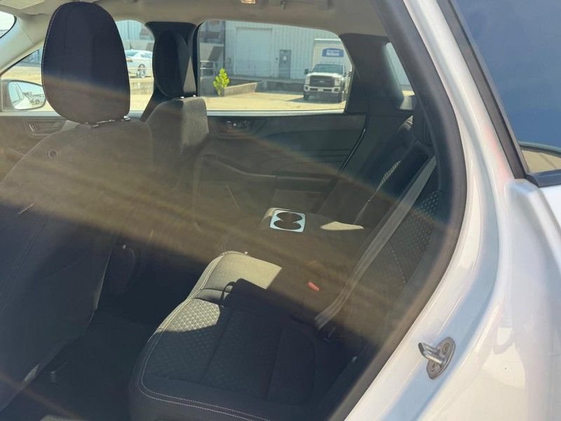 Used 2024 Ford Escape Active AWD/4WD image 9
