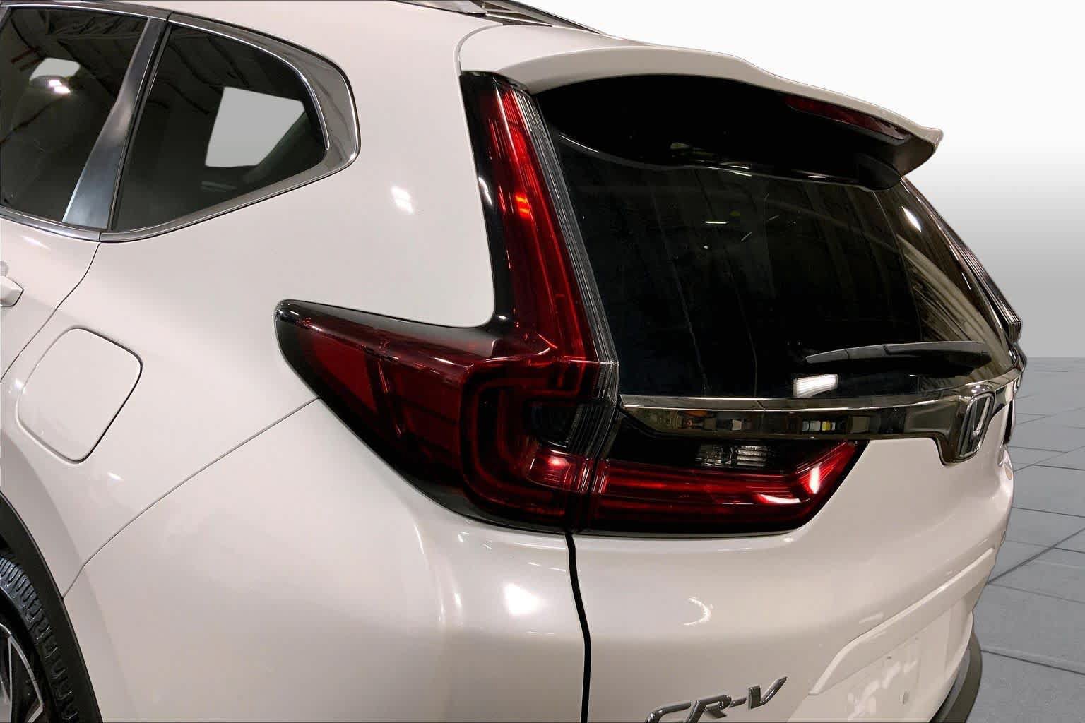 Used 2020 Honda CR-V Touring image 29