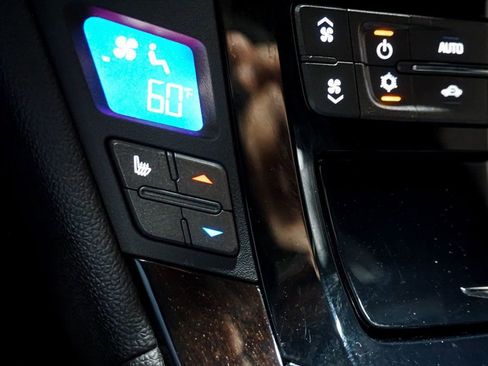 Used 2012 Cadillac CTS V w/ Wood Trim Package image 28