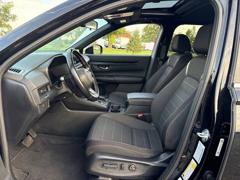 Used 2025 Honda CR-V Sport image 16