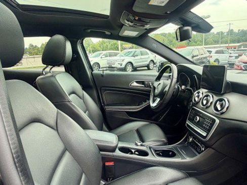 Used 2019 Mercedes-Benz GLA 250 4MATIC image 20