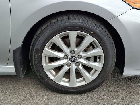 Used 2020 Toyota Camry LE FWD image 8