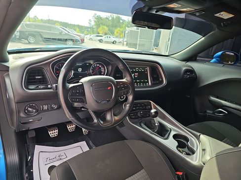 Used 2019 Dodge Challenger R/T Scat Pack RWD image 18