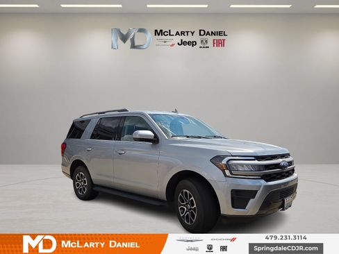 Used 2024 Ford Expedition XLT AWD/4WD image 1