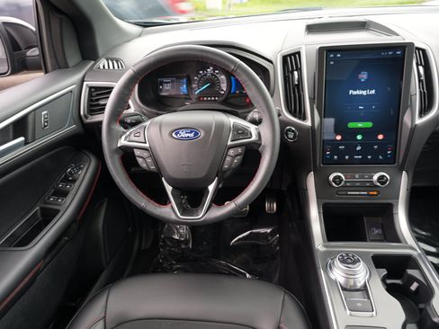 Used 2024 Ford Edge ST-Line AWD/4WD image 22