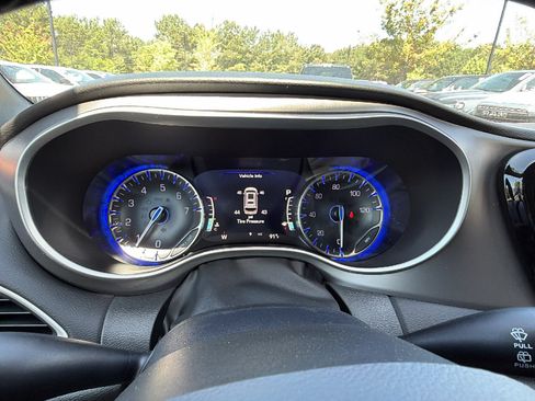 New 2027 Chrysler Pacifica LX FWD image 27