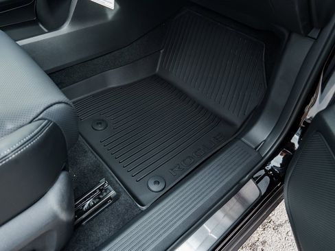 New 2026 Nissan Rogue Platinum image 30