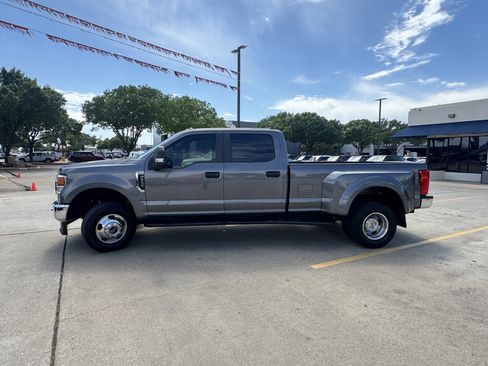 Used 2022 Ford F350 XL w/ STX Appearance Package image 11