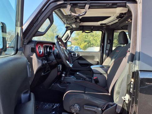 Used 2021 Jeep Wrangler Rubicon image 19