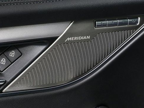 Used 2021 Jaguar F-PACE S image 7