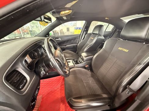 Used 2018 Dodge Charger R/T image 21