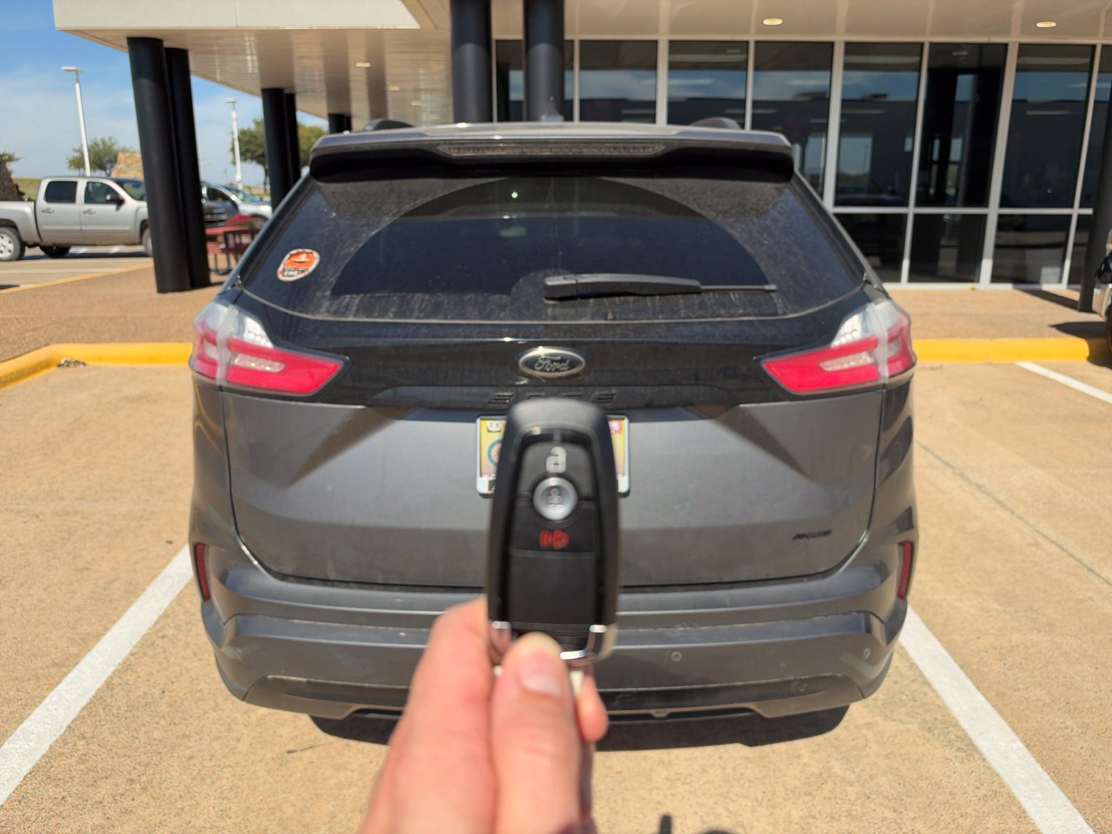 Used 2022 Ford Edge SE w/ Black Appearance Package AWD/4WD image 6
