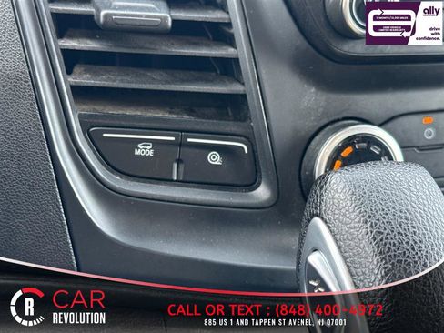 Used 2020 Ford Transit 250 Medium Roof RWD image 13
