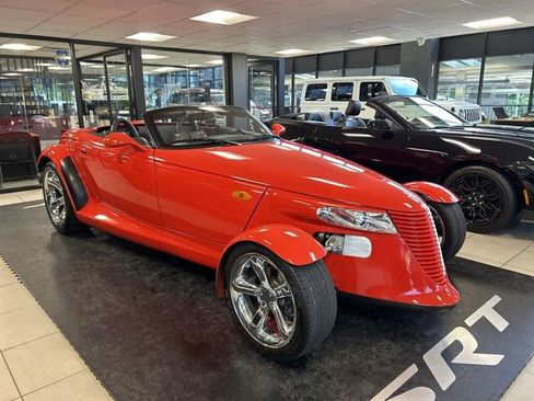 Used 1999 Plymouth Prowler RWD image 2