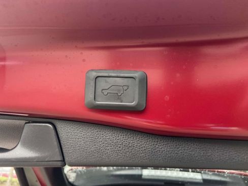 Used 2023 Toyota RAV4 XLE w/ Convenience Package image 34