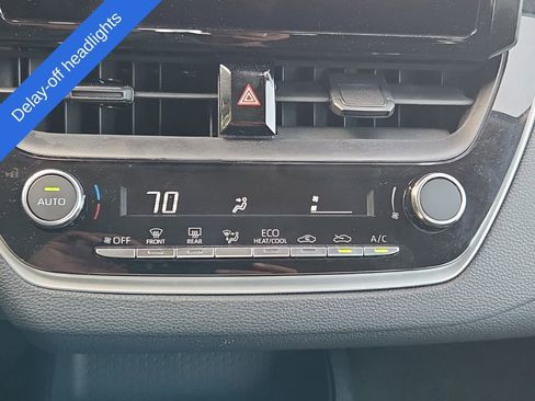 Used 2024 Toyota Corolla LE image 29