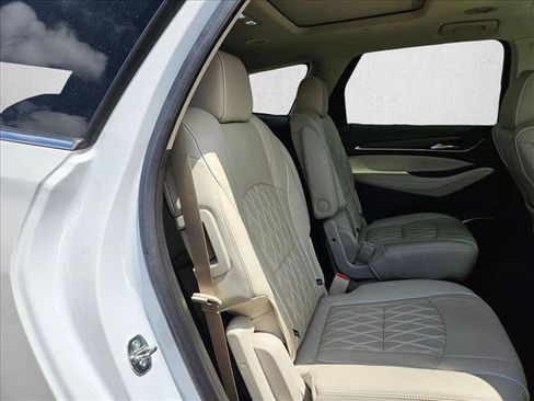 Used 2023 Buick Enclave Avenir w/ Avenir Technology Package FWD image 19
