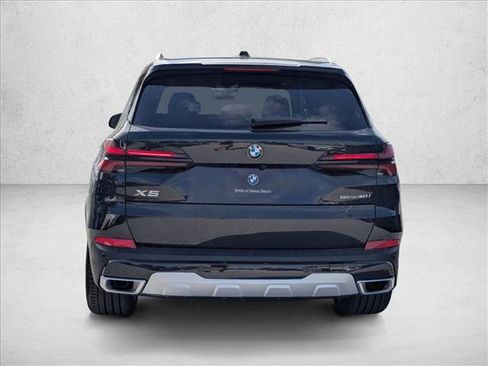 New 2026 BMW X5 sDrive40i image 7