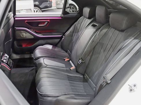 Used 2023 Mercedes-Benz S 500 4MATIC w/ AMG Line image 26